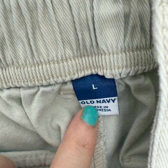 Old Navy Women’s Large Tan Khaki Cargo Pants - Picture 2 of 5